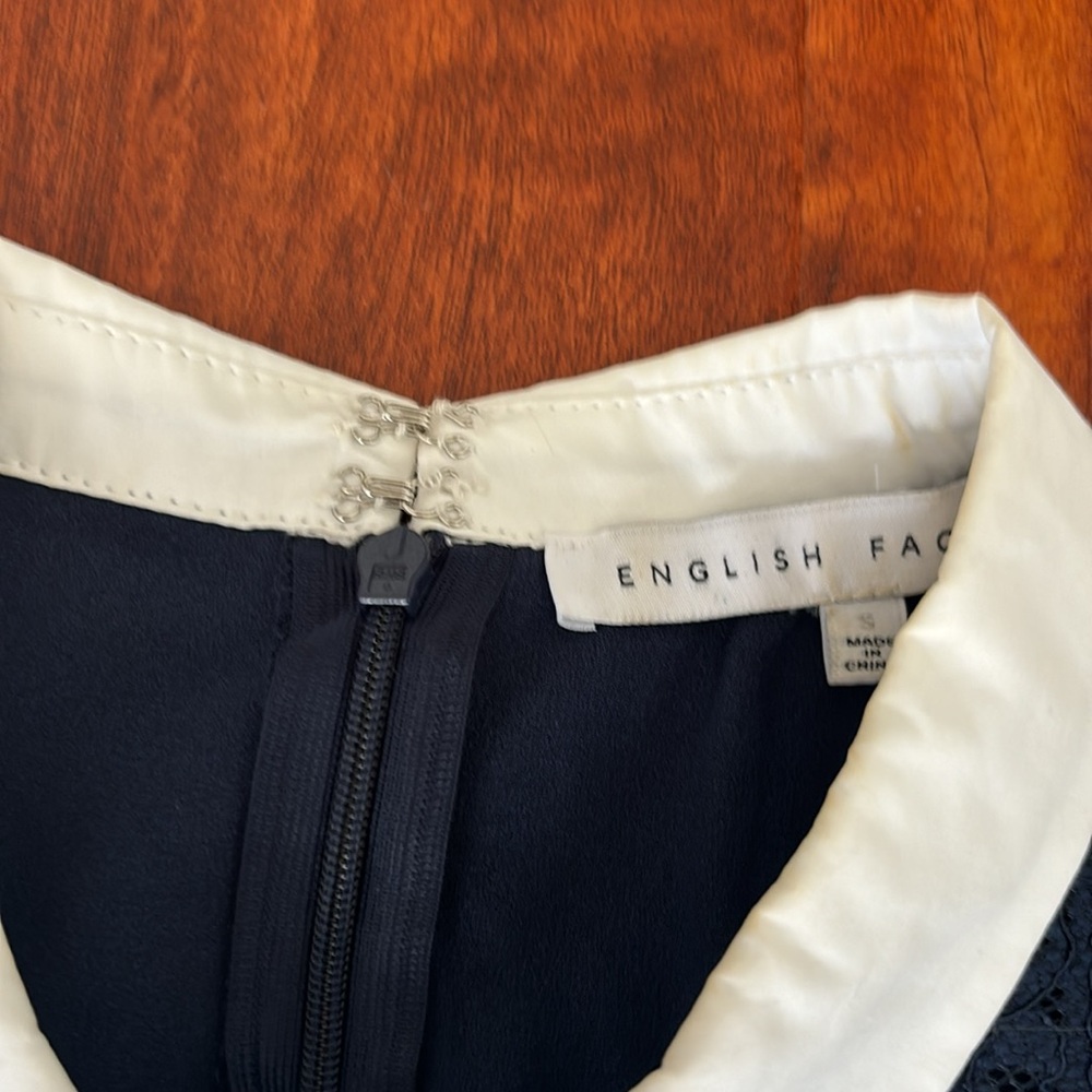 English Factory dress. Size small - Picture 3 of 3